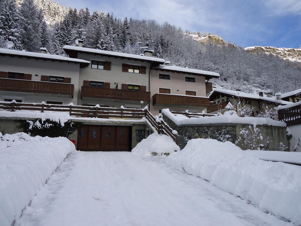 Casa Grazia Διαμέρισμα Isolaccia Εξωτερικό φωτογραφία